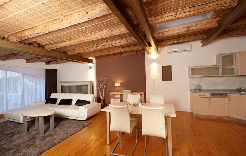 TOP View Double Bed Apartment Overlooking the Historic City Center 160m²